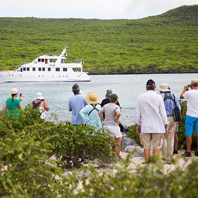 galapagos-vs-caribbean-exploring-Galapagos