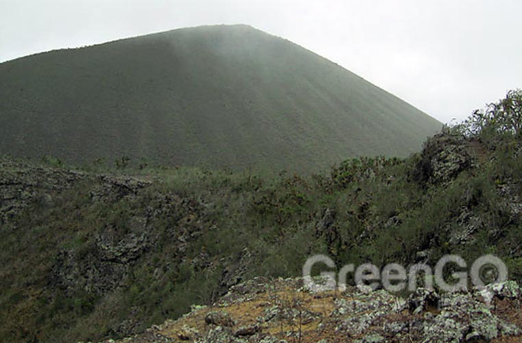 Alieri-Hill-Galapagos