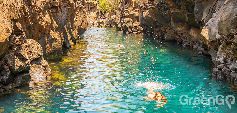 DIY-Galapagos-Travel-Guide-Las-Grietas
